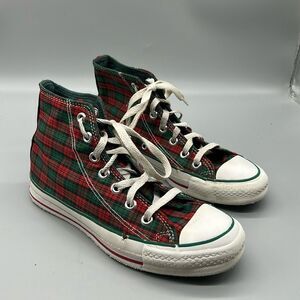 Vintage Made is USA Converse Christmas Plaid High Top All Star shoes